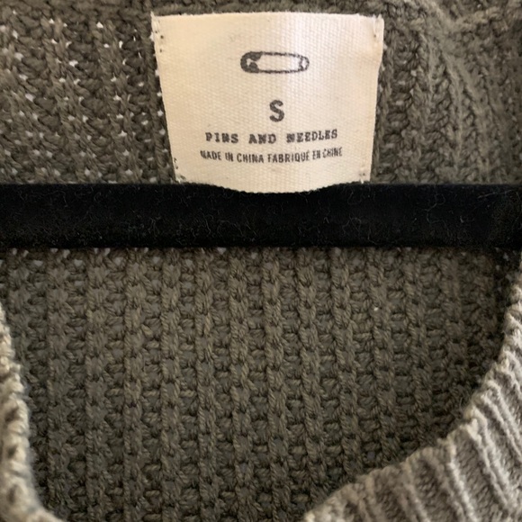 URBAN OUTFITTERS Lace Embellished Sweater - Picture 5 of 6